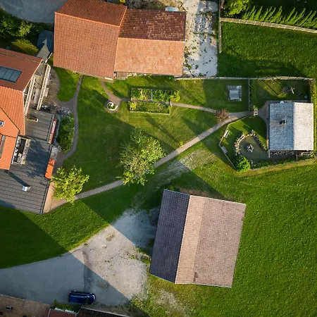 Appartamento Mit Balkon I Bergblick I Blockhuette Hopferau